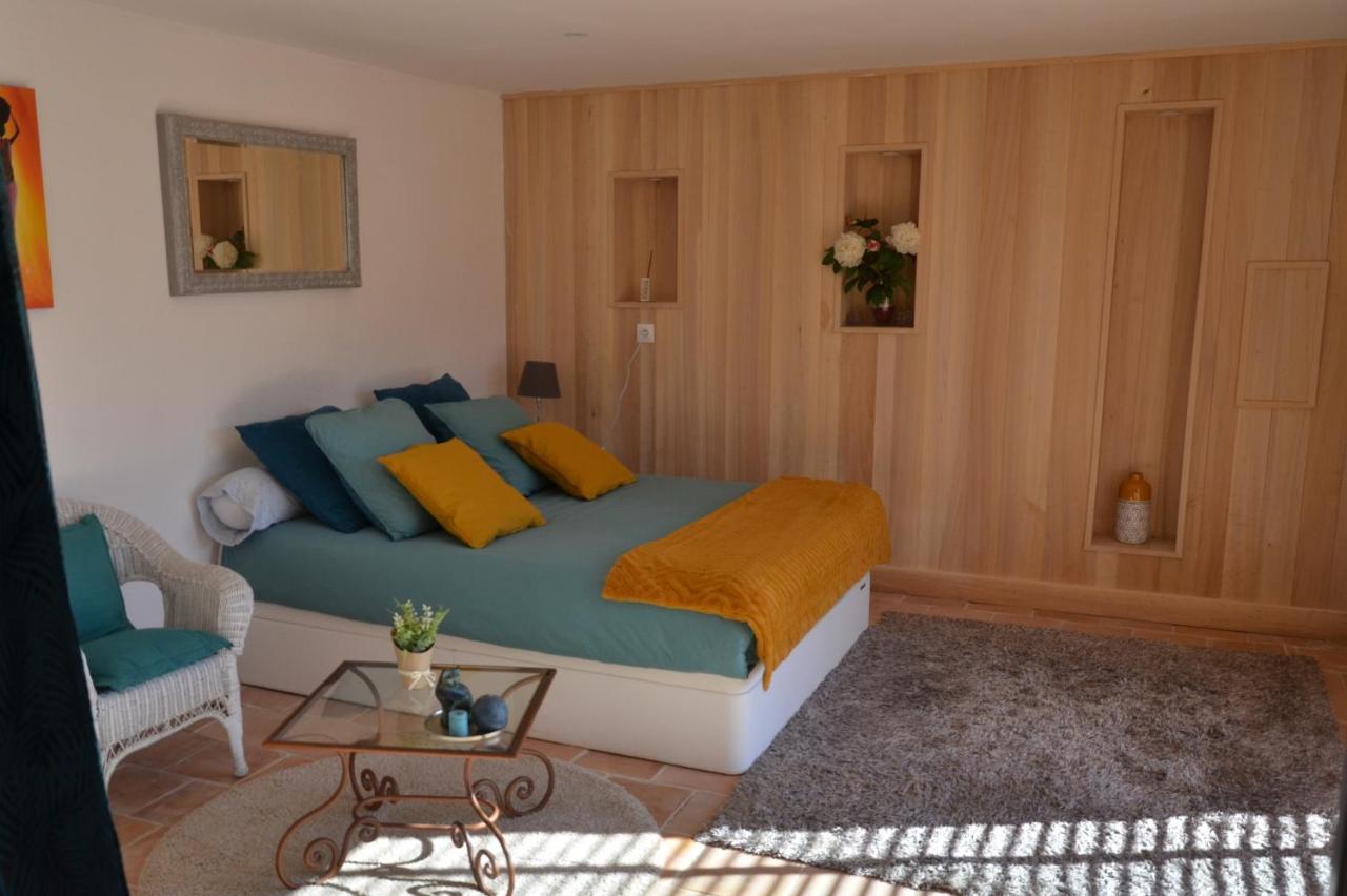 La Vigneraie Apartment Albiac Exterior photo
